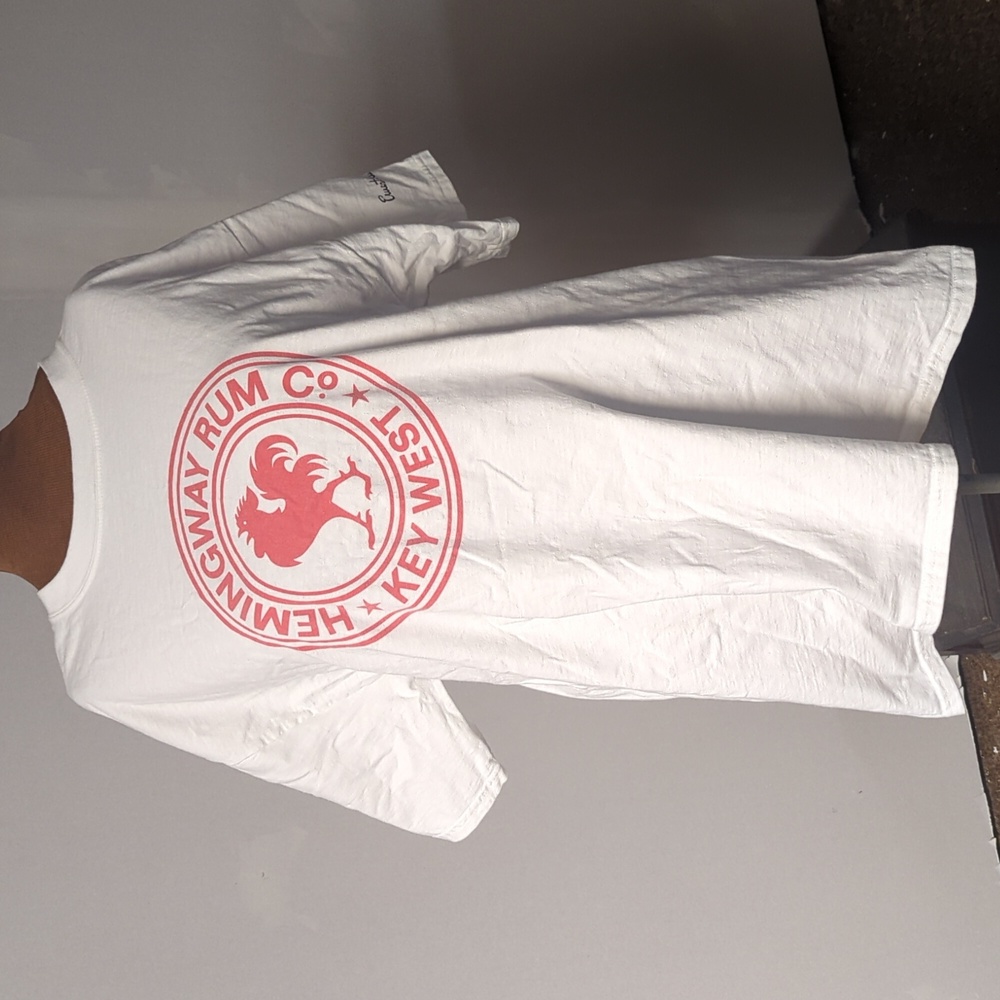 Vintage Ernest Hemingway Rum Co T-Shirt Adult L Large Key West